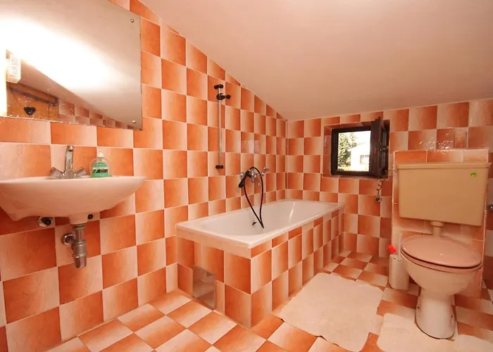 Family Friendly Apartments With A Swimming Pool Jadreski, Pula - 7292 Apartment